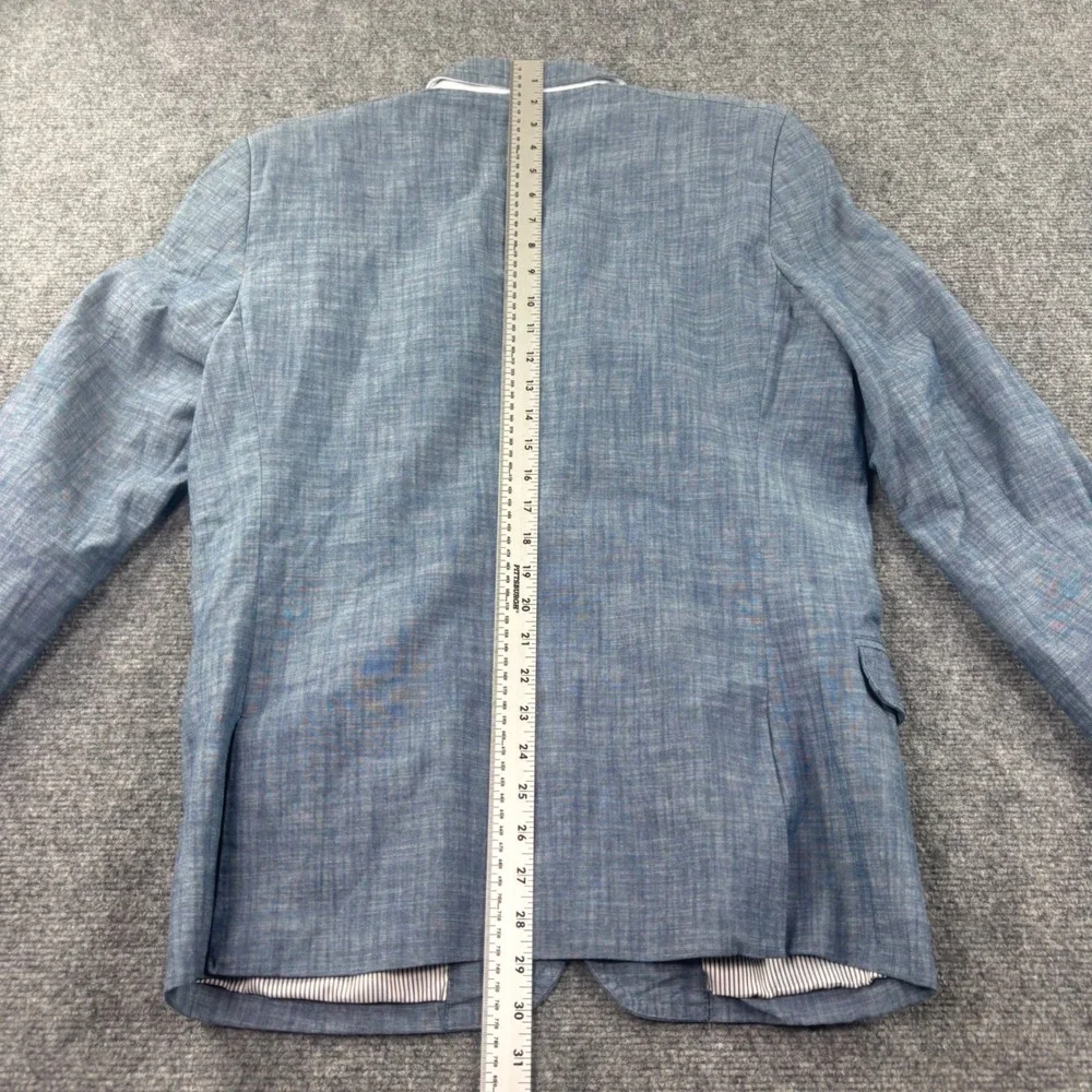 Guess Blazer Size Medium Blue Chambray Cotton Two Button Sport Coat Mens